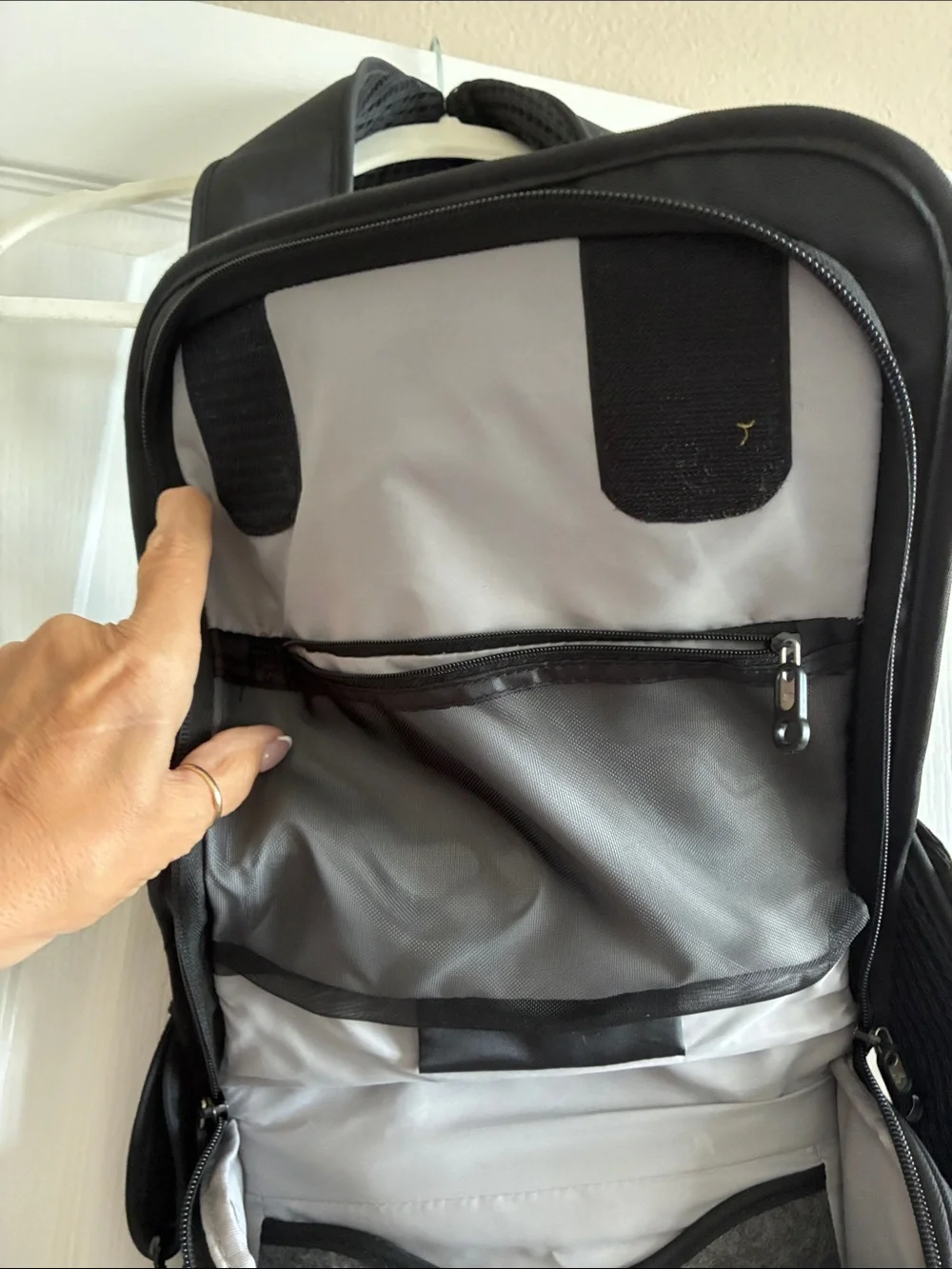 Travelon sleek antitheft
